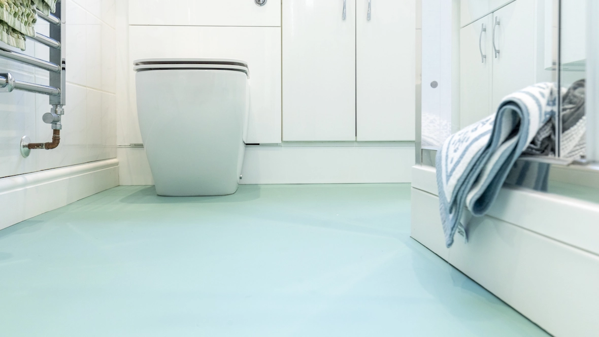 Surestep Aqua installed in Residential bathroom
